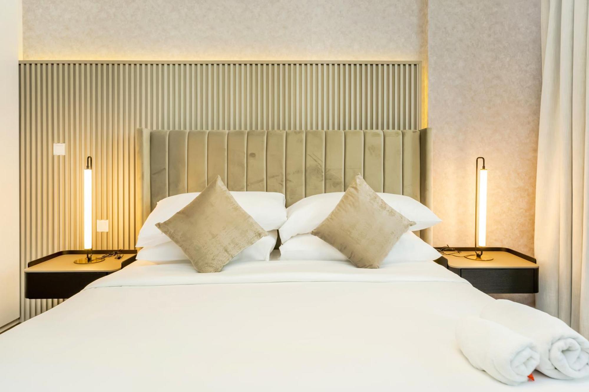 شقة Fam Living - City Walk - Opulent Living دبي المظهر الخارجي الصورة