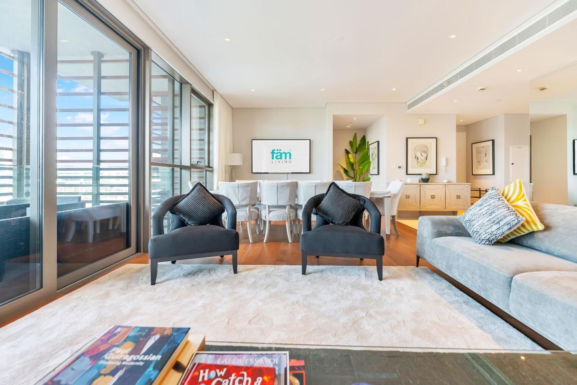 شقة Fam Living - City Walk - Opulent Living دبي المظهر الخارجي الصورة